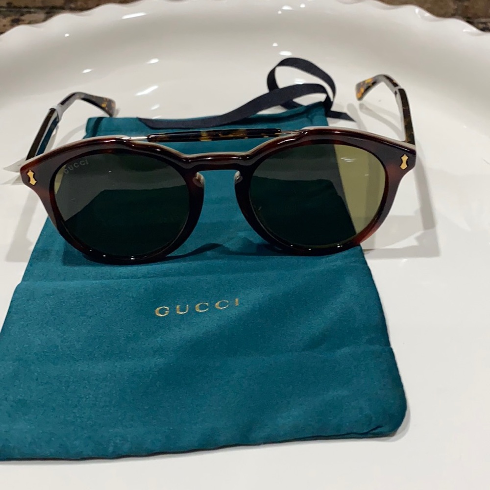 Brand new Gucci sunglasses